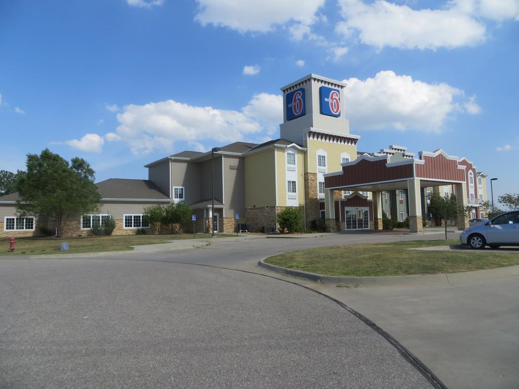 Motel 6-Valley Center, Ks Park City Esterno foto